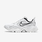 ナイキ エアハイツ NIKE スニーカー ナイキ レディース ウィメンズ 白 黒 nike